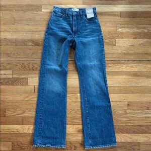 NWT Madewell Relaxed Bootcut Jeans Size 24 Stretch Magic Pockets